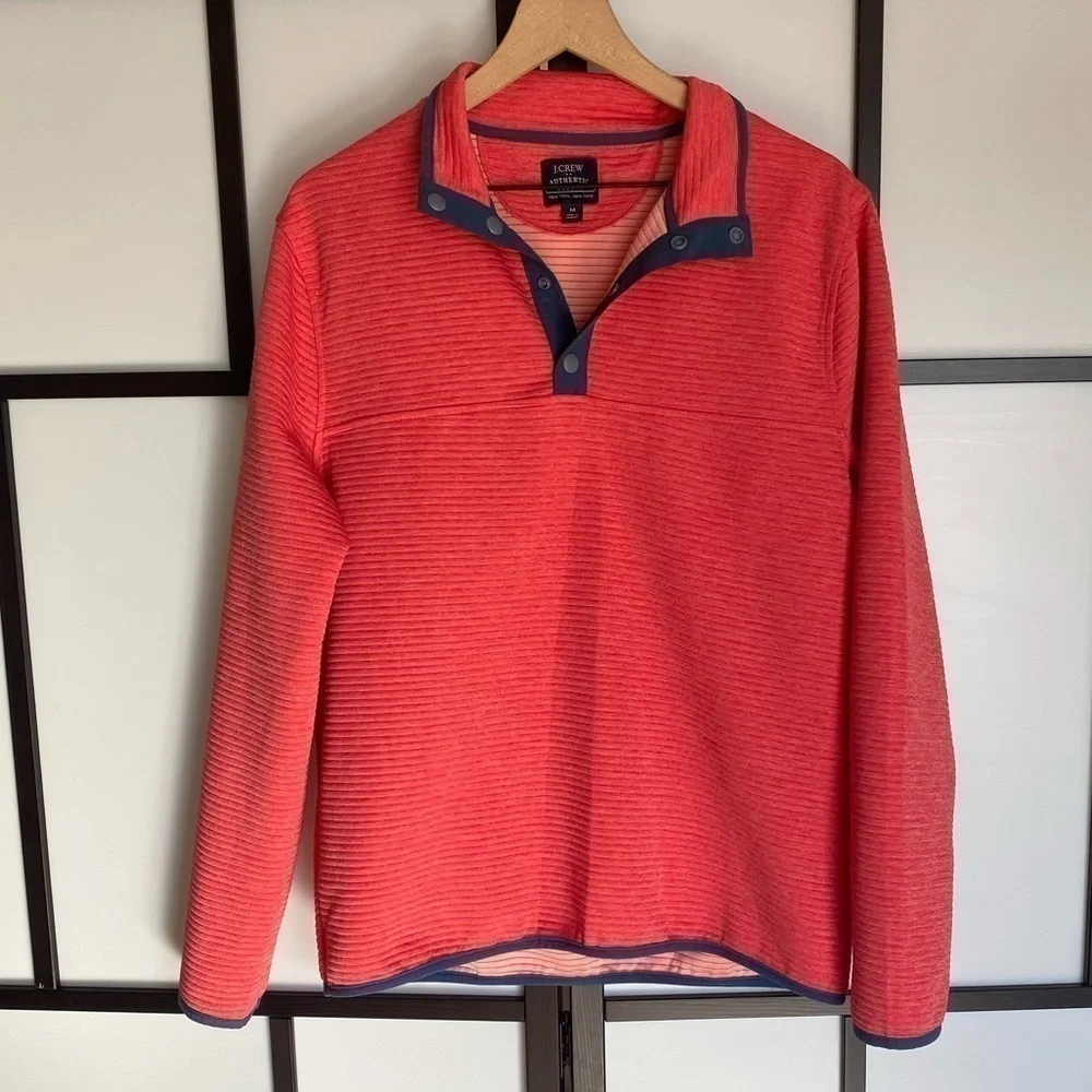 J. Crew men’s pullover. Size medium‎